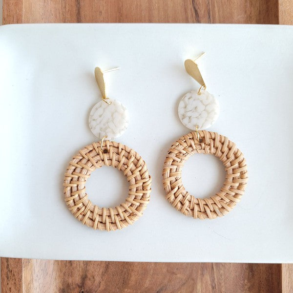 Bring a little bit of resort wear glam to your everyday style with these lightweight, rattan earrings. We've hooked you up with the perfect statement earrings with a trendy twist on our classic rattan look. The gold accents and acrylic only add to their luxurious feel and make them perfect for pairing with any outfit.