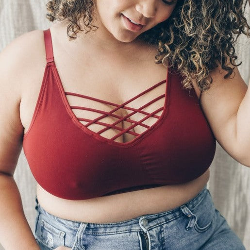 A comfortable and playful bralette that's made to bring out your best self. It features an Interwoven Strappy Front and adjustable straps.