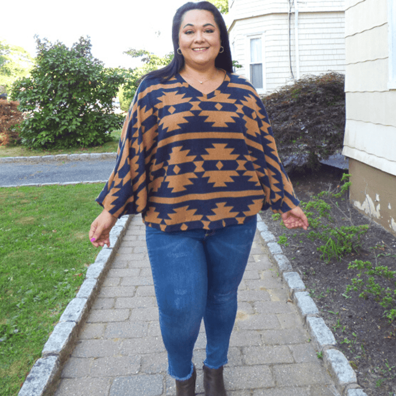 A cozy, ultra-soft dolma sleeve plus size poncho is a wardrobe essential for any season. The soft fabrics perfect for the cold winter months.