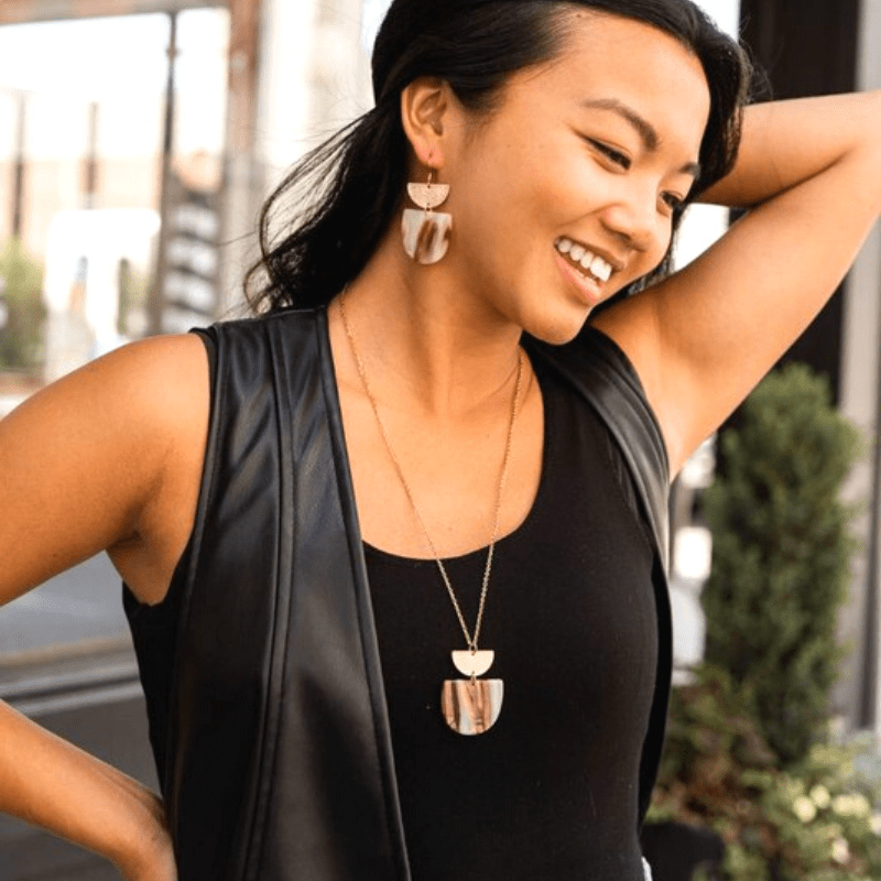 Our Harper Earrings are a perfect style for when you need a statement look! 18K gold-plated hooks Gold-plated brushed brass Durable plant-based acetate acrylic in mocha shimmer