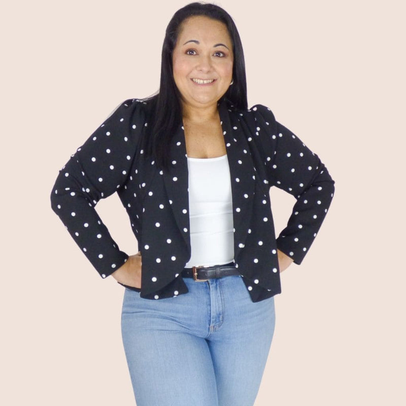Soft and comfortable casual plus size blazer with a peplum cut that will accentuate your wait beautifully. Complete the look with knee-high boots and skinny trousers.