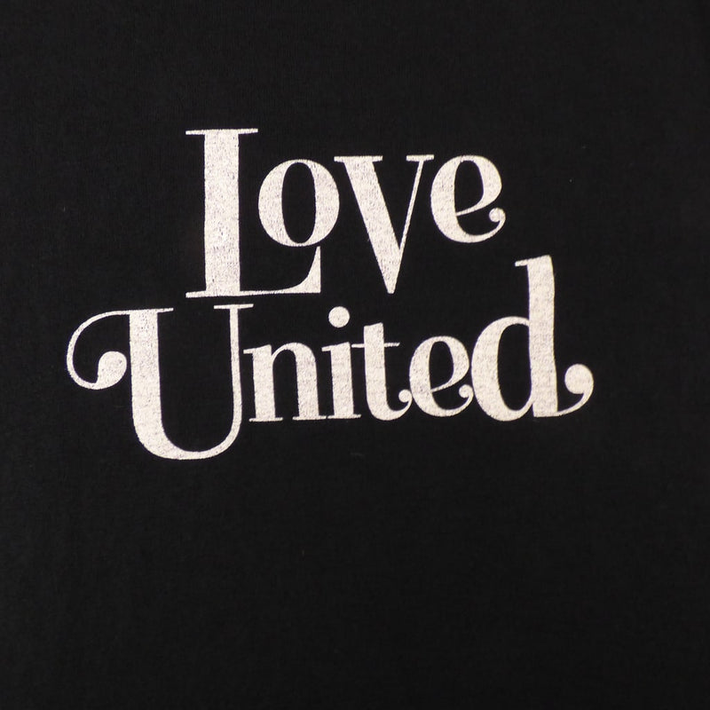 Our "Love Unite" Graphic Plus Size T-Shirt is the perfect top to wear with jeans, skirts, or shorts. It features a crew neck, short sleeves and super stretchy fabric.