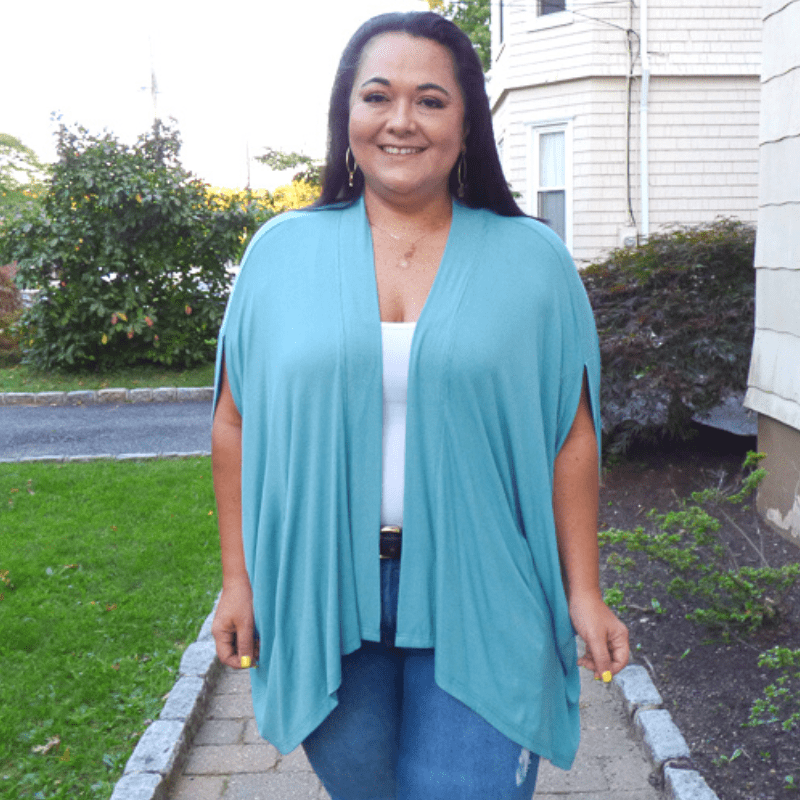 The relaxed fit of the Short Sleeve Plus Size Kimono makes this a perfect loungewear piece. The dolman sleeves give it a cool bohemian vibe.